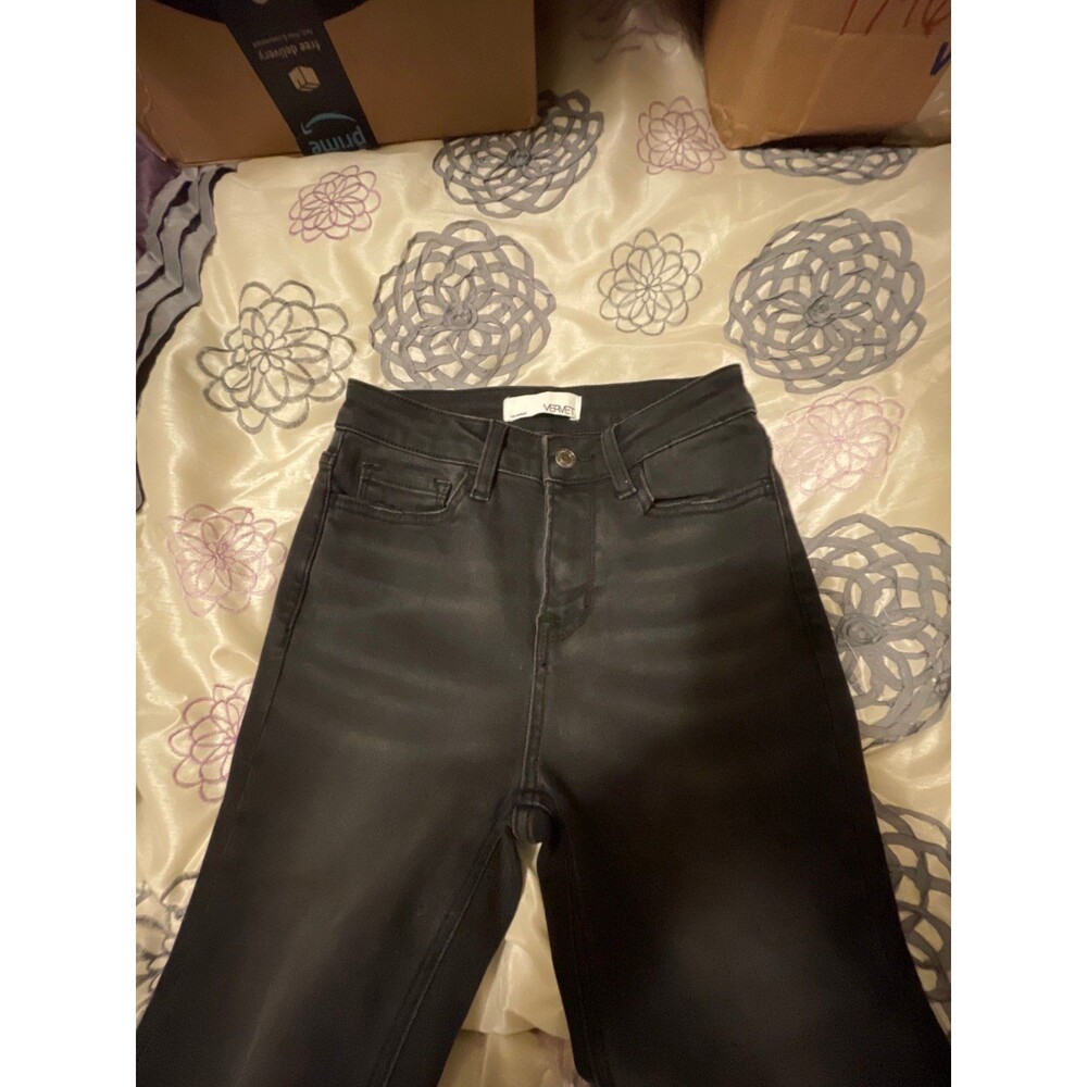 Vervet black distressed skinny jeans size 25